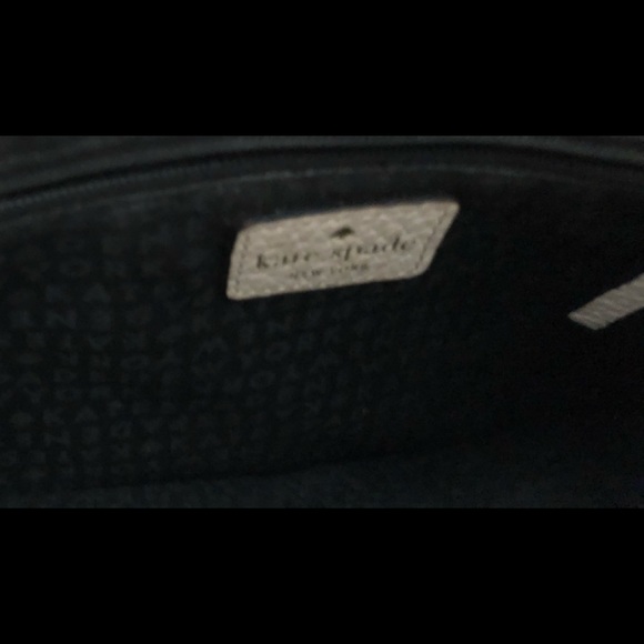 Purse - Picture 1 of 2